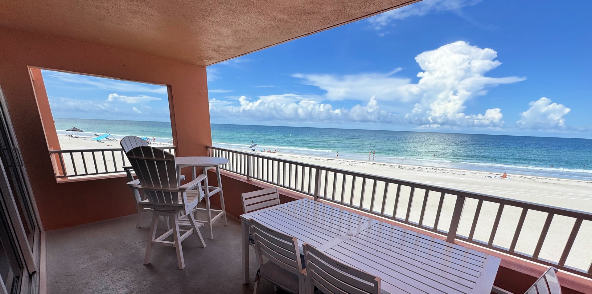 Coquina Beach Club 103 in Bradenton Beach, FL